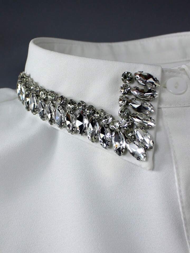 THE CARLA COLLAR