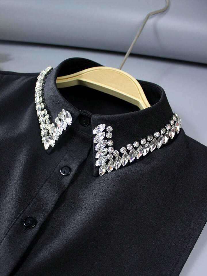 THE CARLA COLLAR