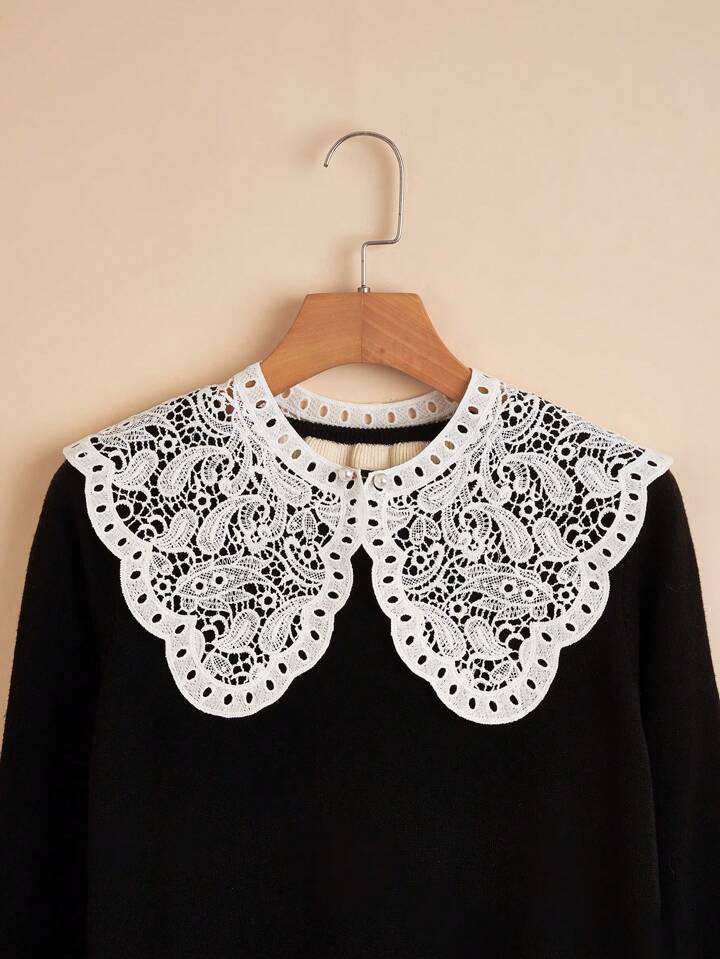 THE LYN COLLAR