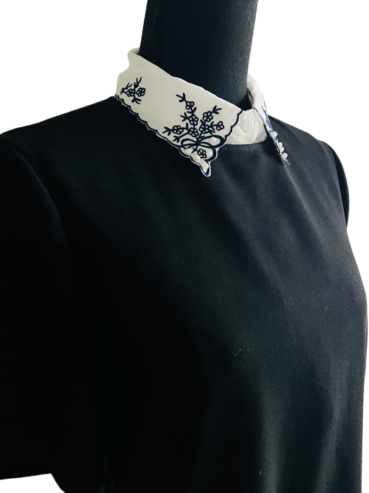 THE CAMILLE COLLAR