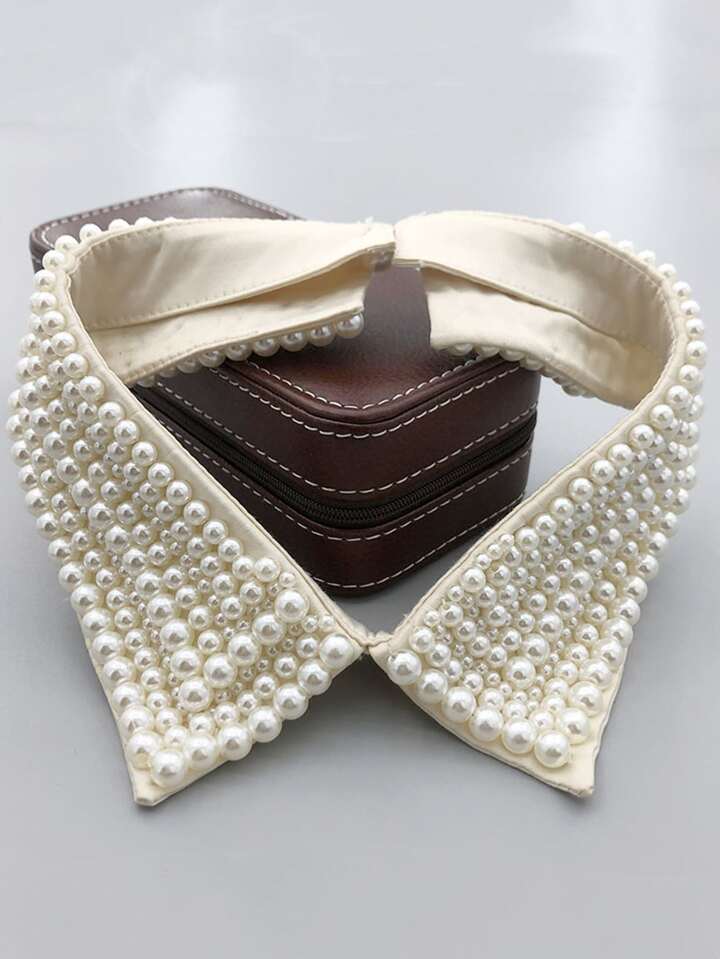 THE CHANEL COLLAR