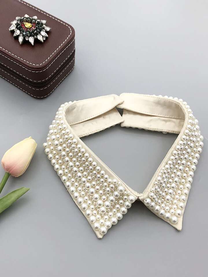 THE CHANEL COLLAR