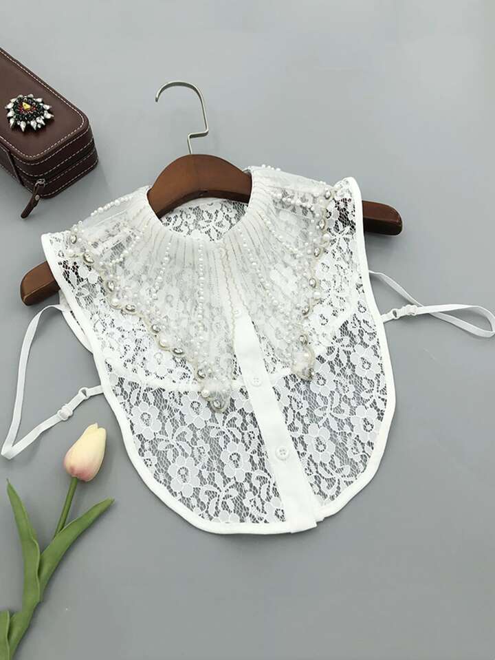 THE PAPILLON COLLAR